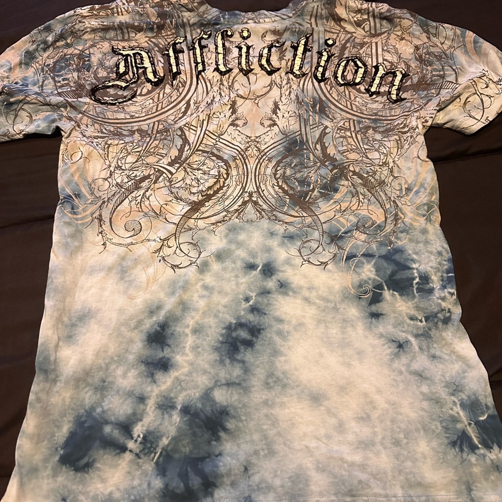 Men’s medium Affliction shirt